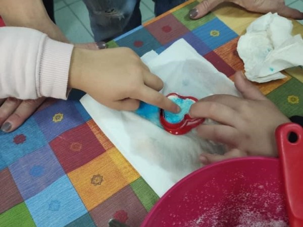 LEITE QUE SE TRANSFORMA EM PLÁSTICO!