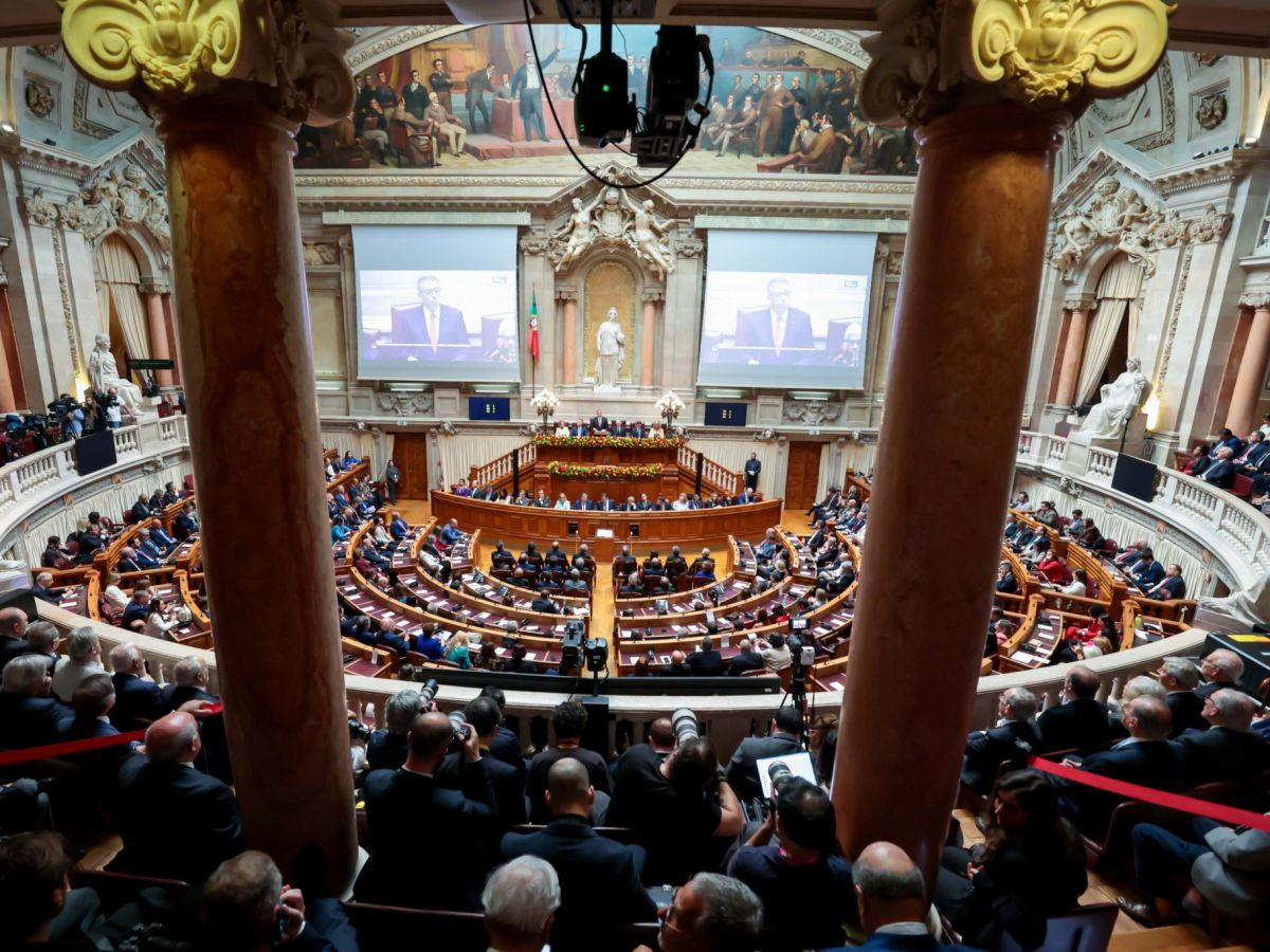 BOLIEIRO ASSINALA 50 ANOS DA CONSTITUIÇÃO E DESTACA AUTONOMIA DOS AÇORES